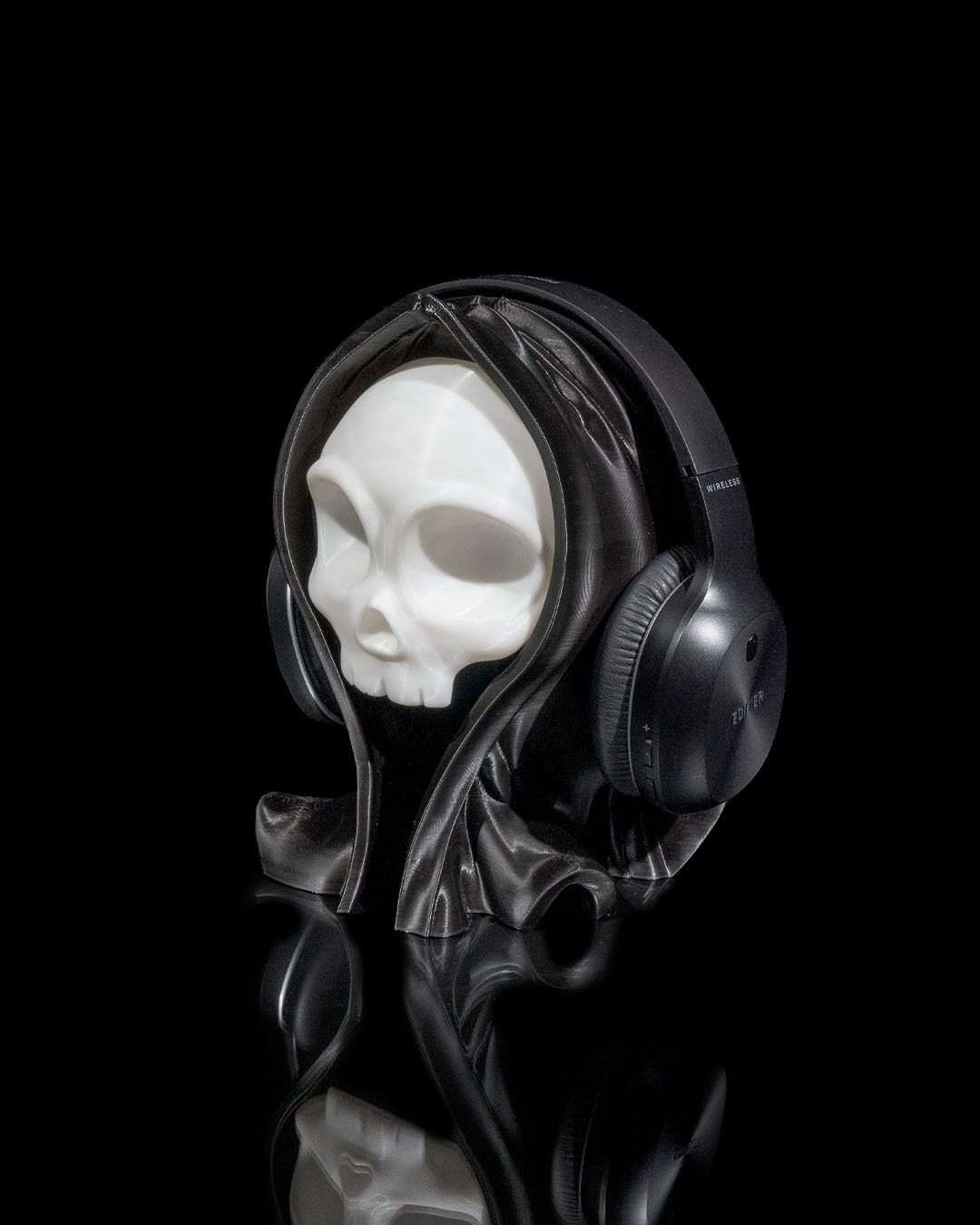 Grinning Reaper Headphone Holder2 688bdafe65