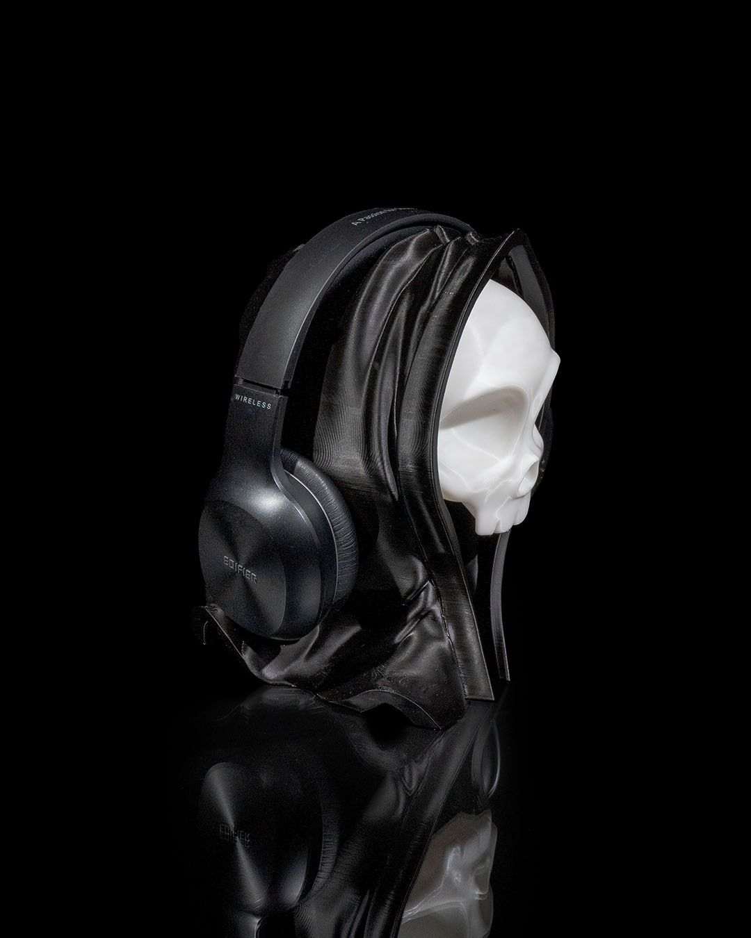 Grinning Reaper Headphone Holder5 aa520d87aa
